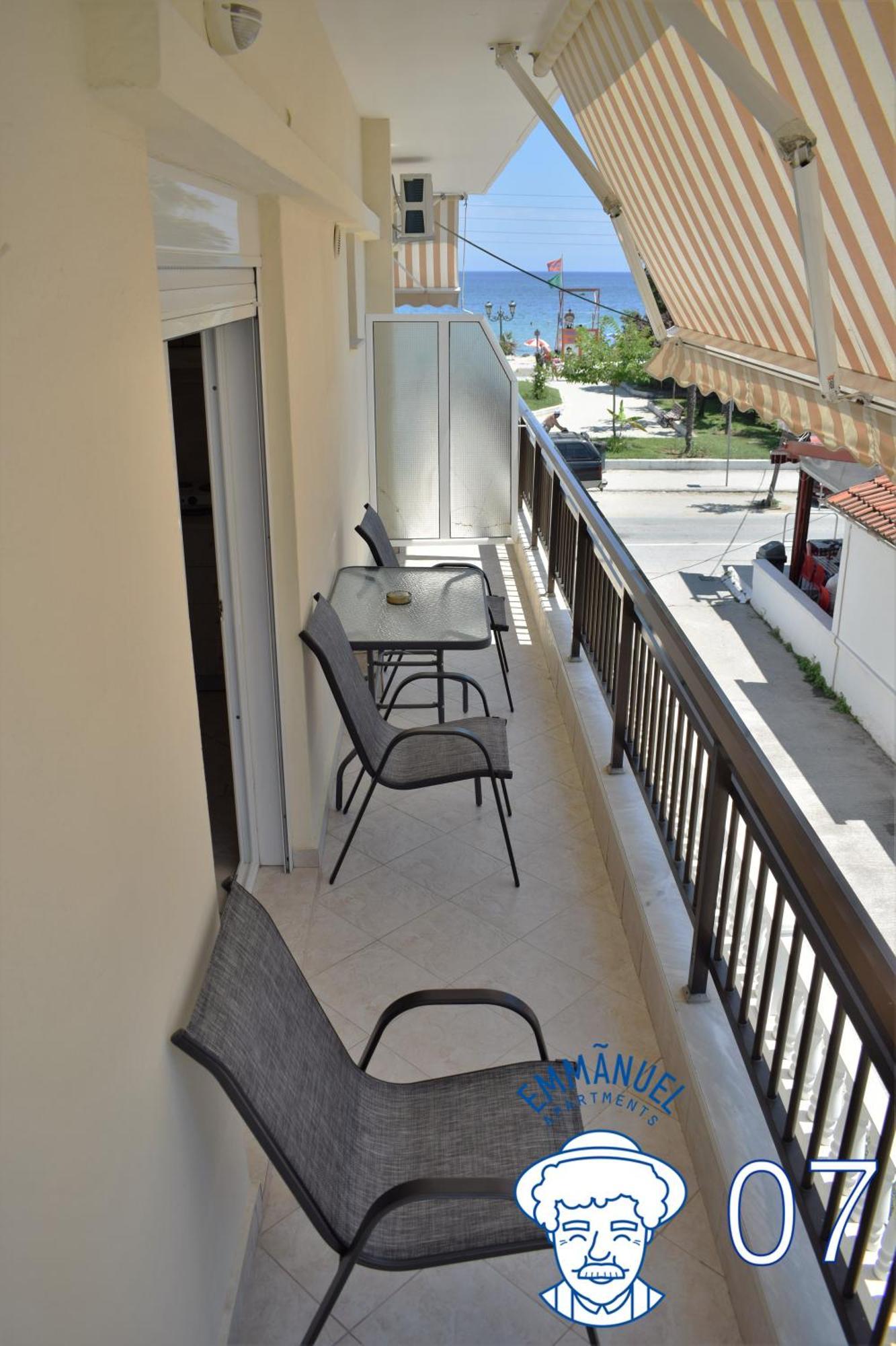 Paralía Emmanuel Apartments מראה חיצוני תמונה